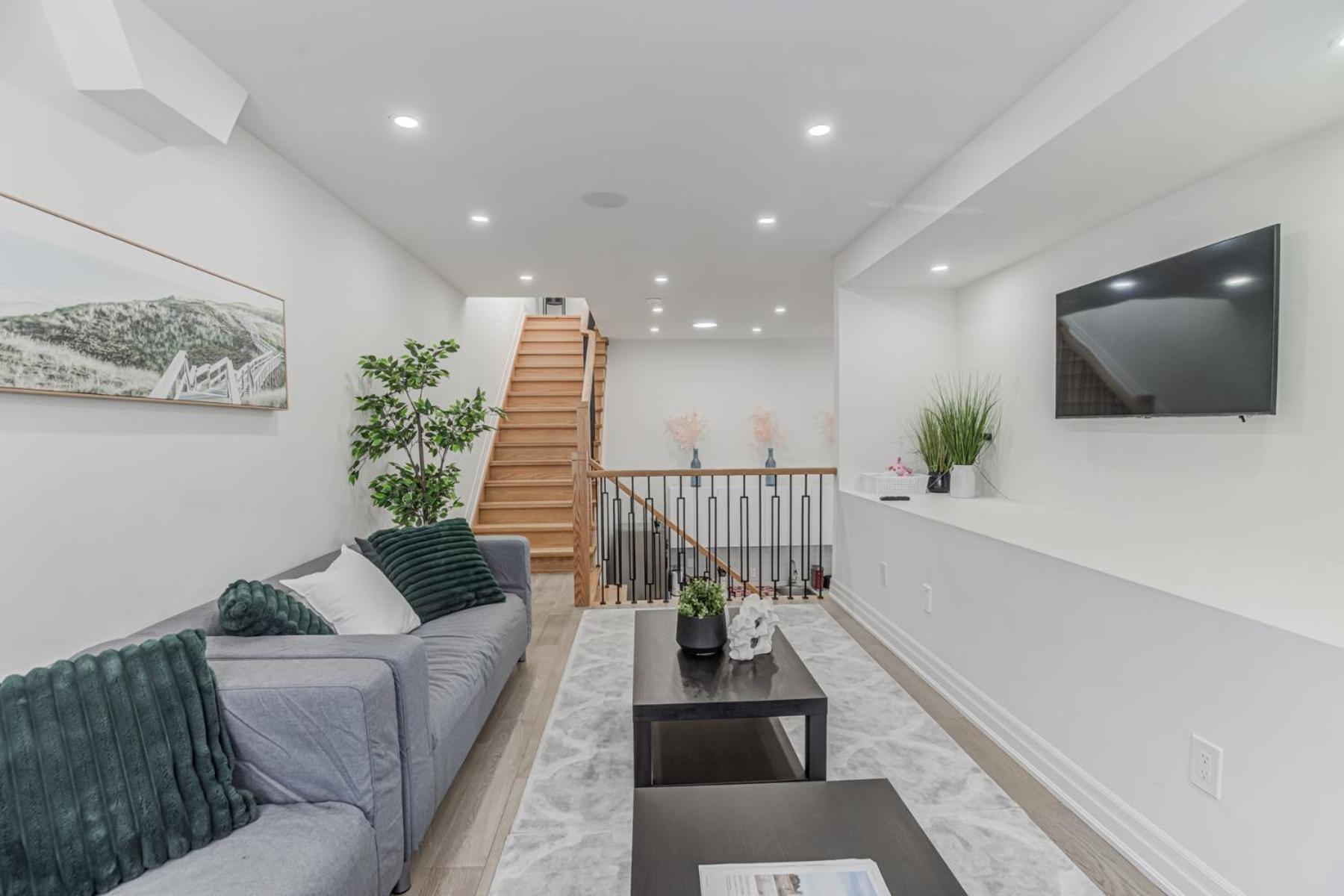 Modern City Living -Newly Built Торонто Екстериор снимка